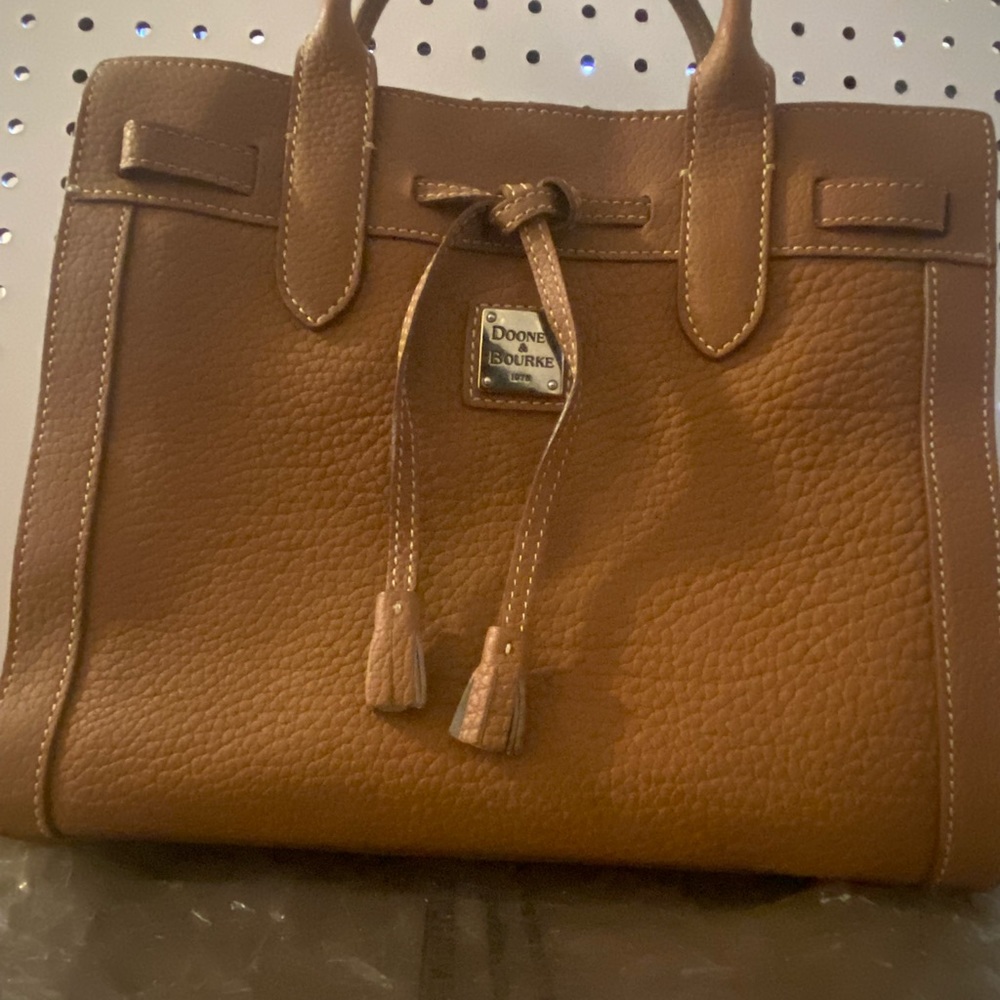 https://www.dooney.com/home - Picture 11 of 11